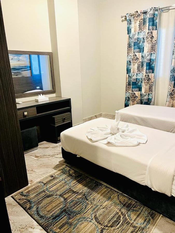 Dolphin Hotel El Qoseir Экстерьер фото