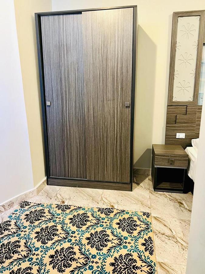 Dolphin Hotel El Qoseir Экстерьер фото